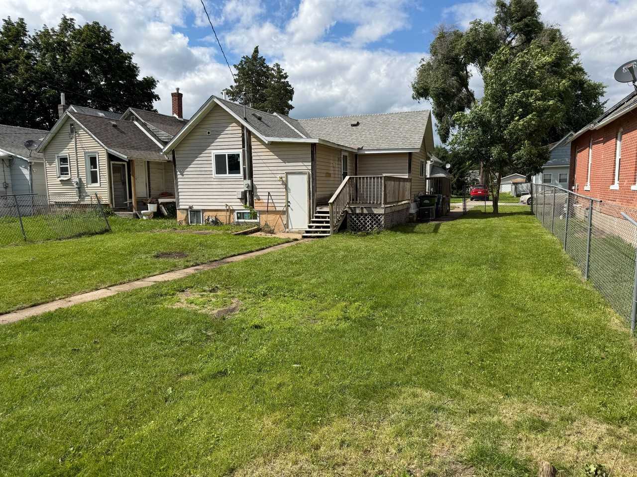419 5th Ave N #1 - Photo 2 of 10