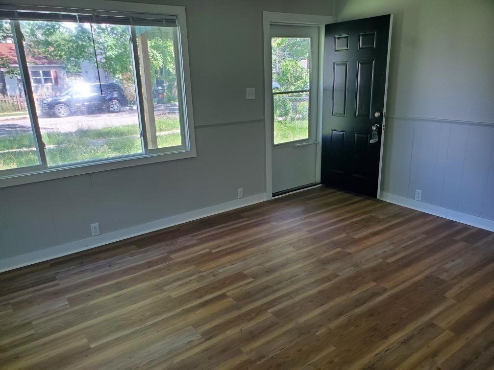 601 S Chicago St #1 - Photo 3 of 12