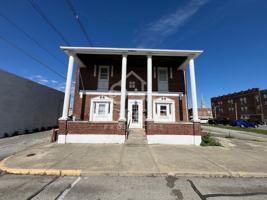 featured image of 1317 Main St #A