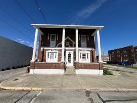 1317 Main St #A - Photo 1 of 1
