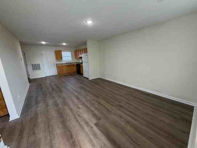 534 W Vista St #534 - Photo 4 of 9