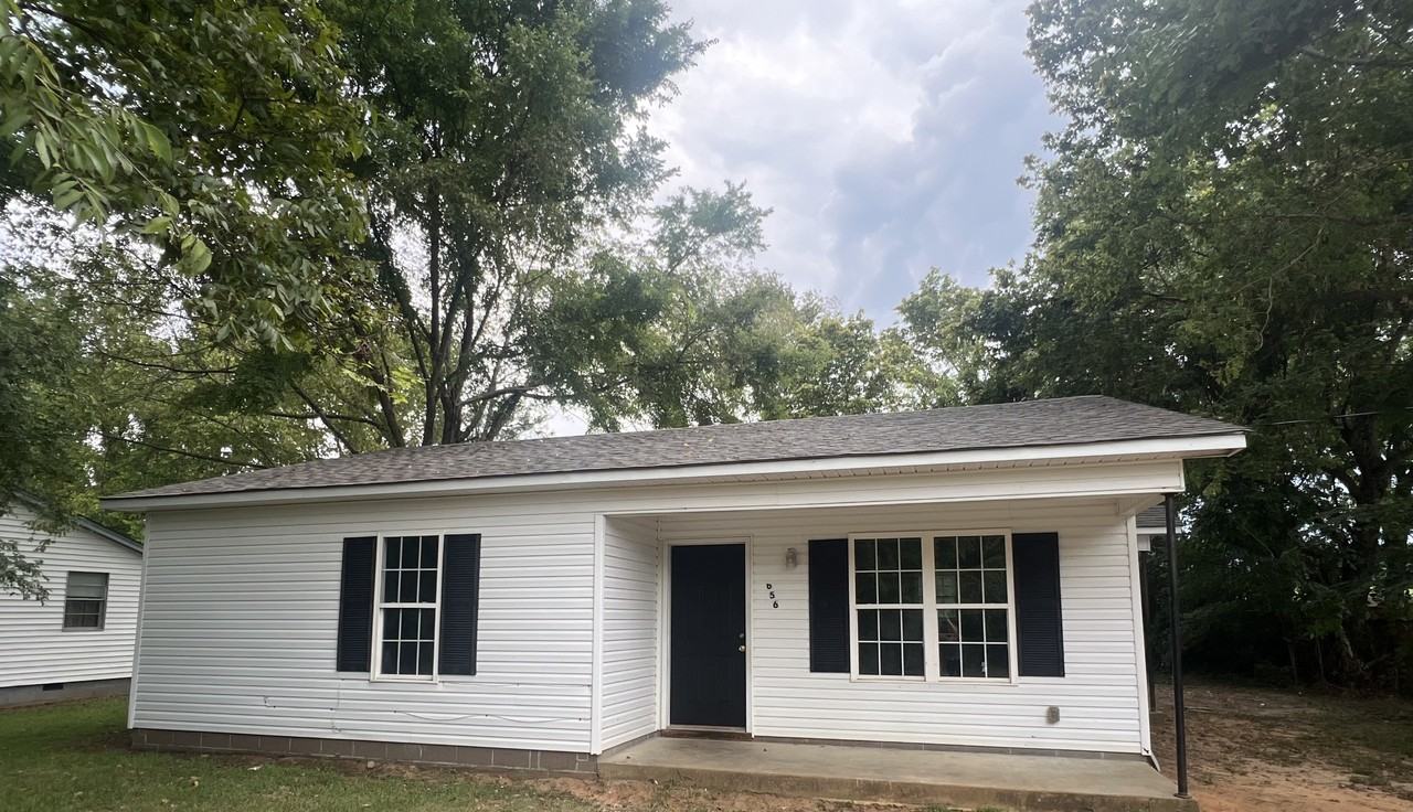 656 Windrow Rd #1