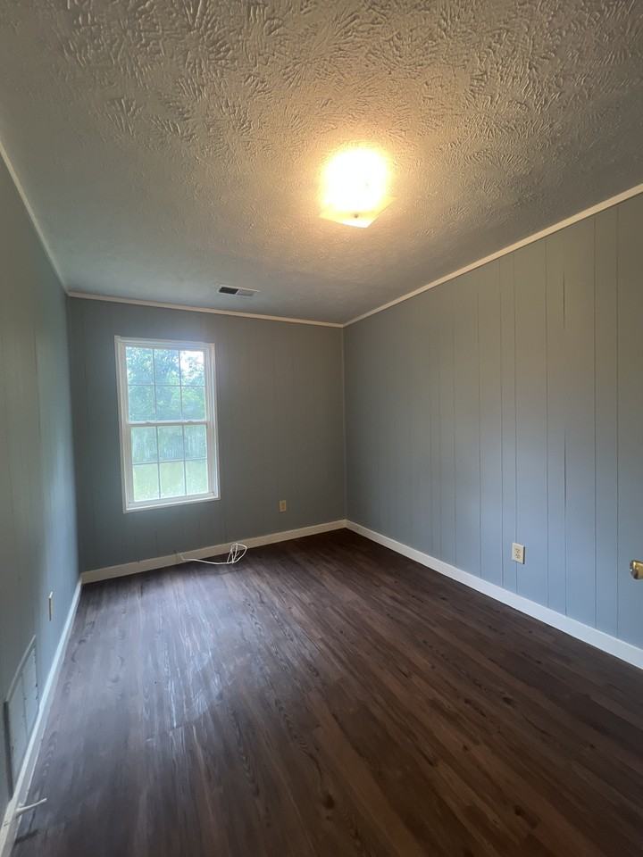 656 Windrow Rd #1 - Photo 5 of 8