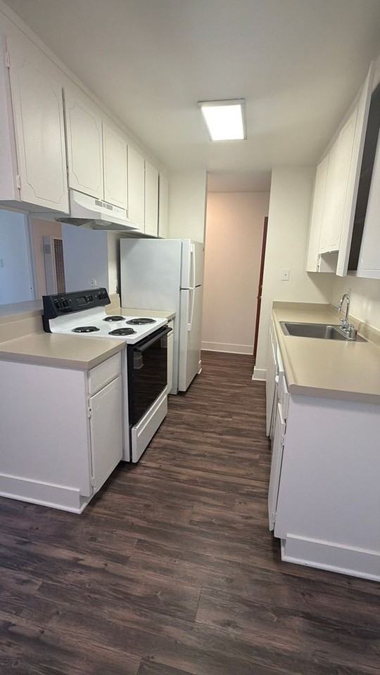 Modera Apartments - Photo 6 of 49