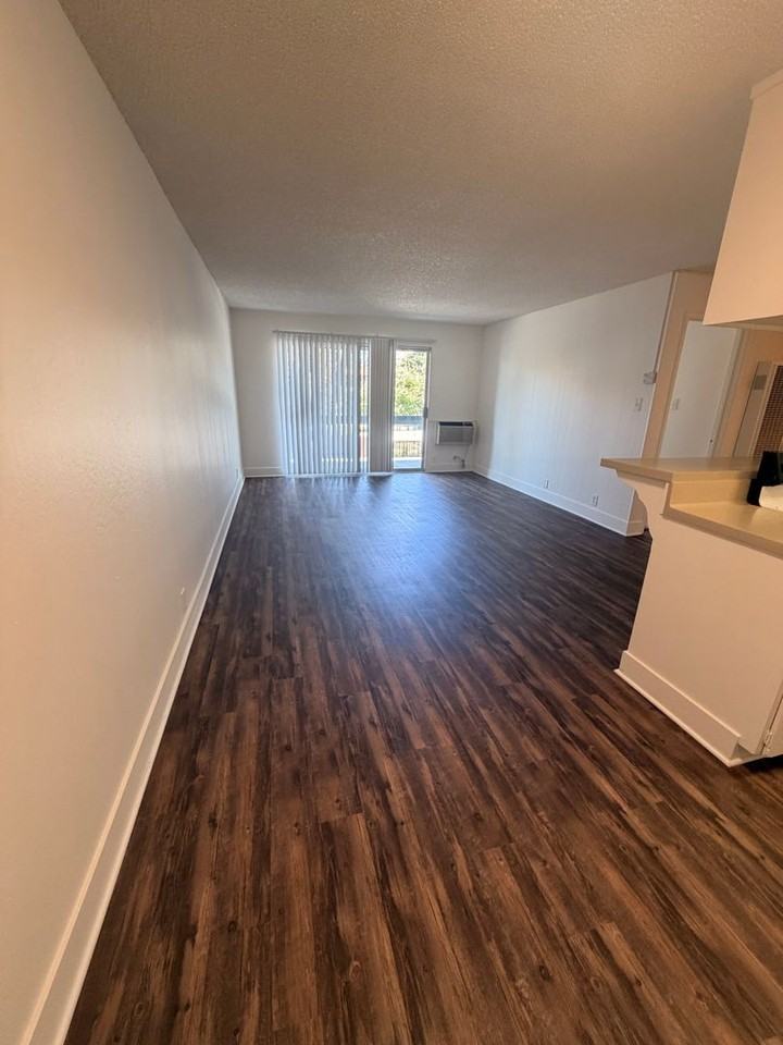 Modera Apartments - Photo 7 of 49