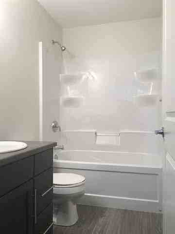 250 - 250 Thomas Berry Street #1 - Photo 5 of 9