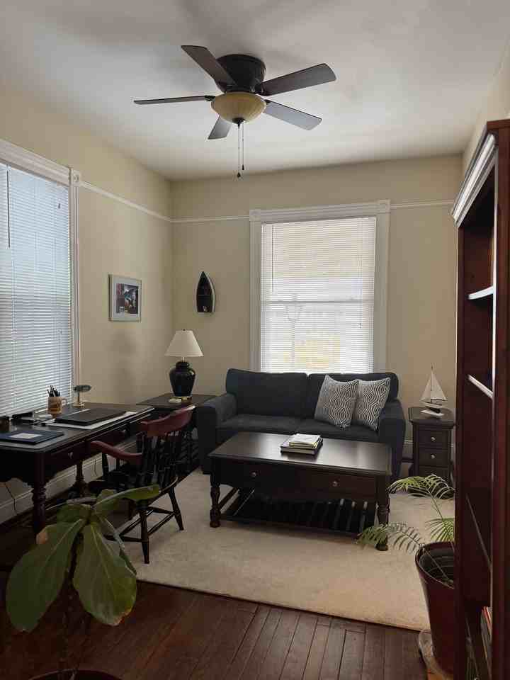 Dinwiddie St #1 - Photo 4 of 13