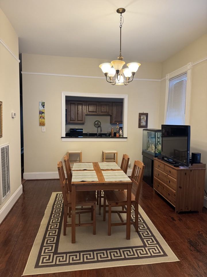 Dinwiddie St #1 - Photo 5 of 13