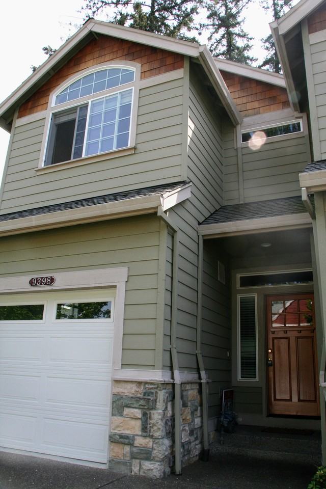 9398 Southwest 153rd Avenue - Photo 2 of 20