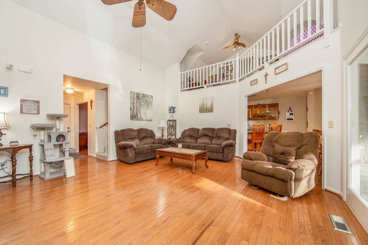 28900 Deercroft Dr #MB - Photo 4 of 40