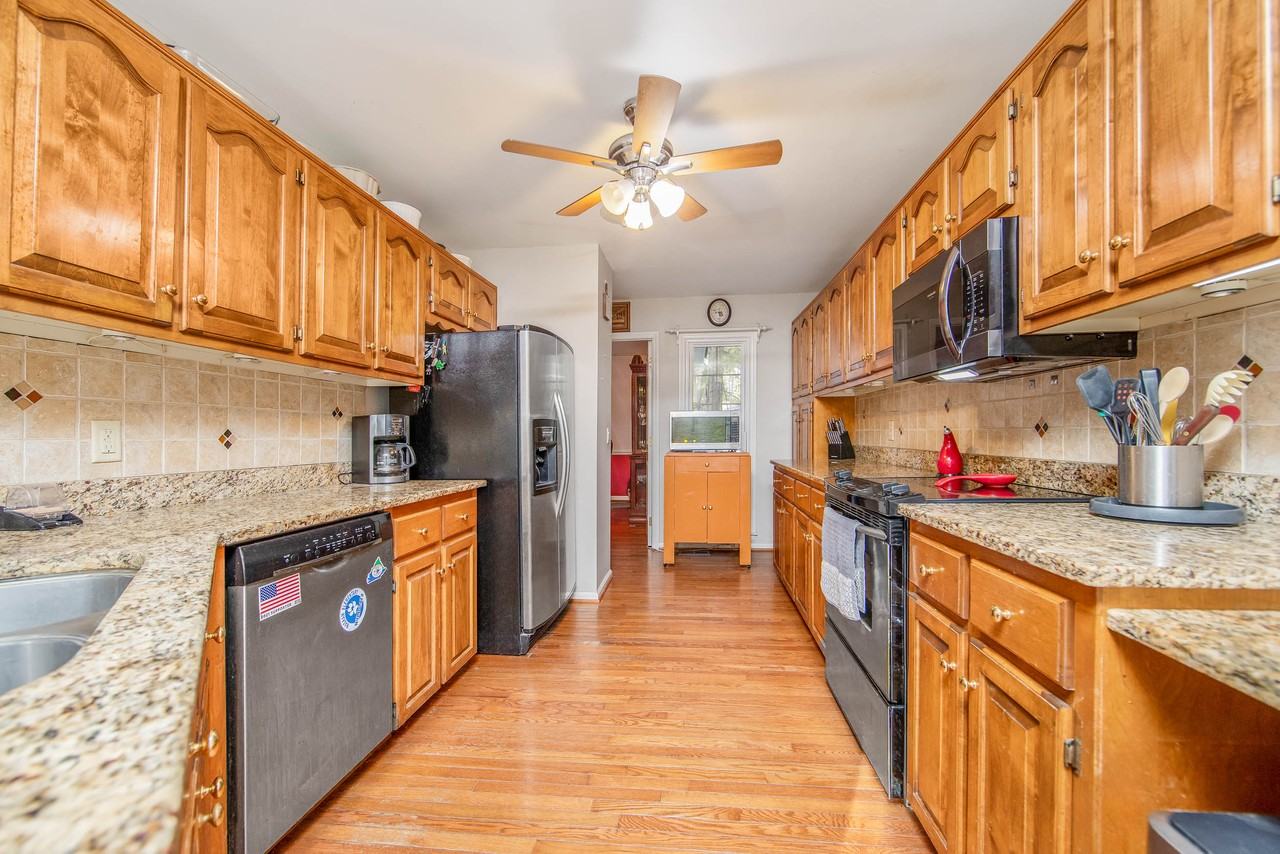 28900 Deercroft Dr #MB - Photo 7 of 40
