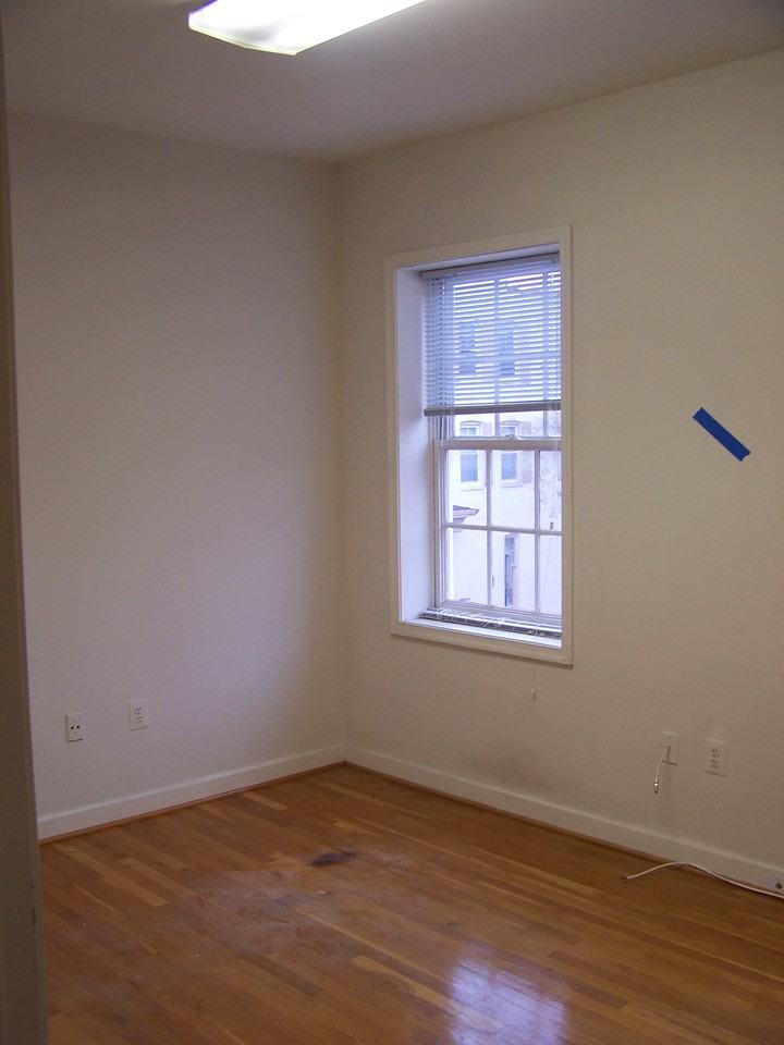 176 Main St #A - Photo 3 of 7