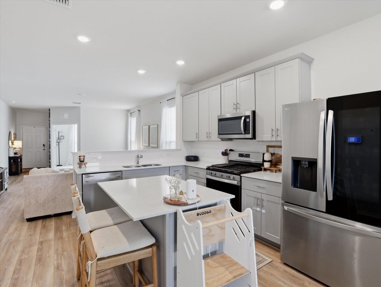 198 Orange Rd #1 - Photo 5 of 14