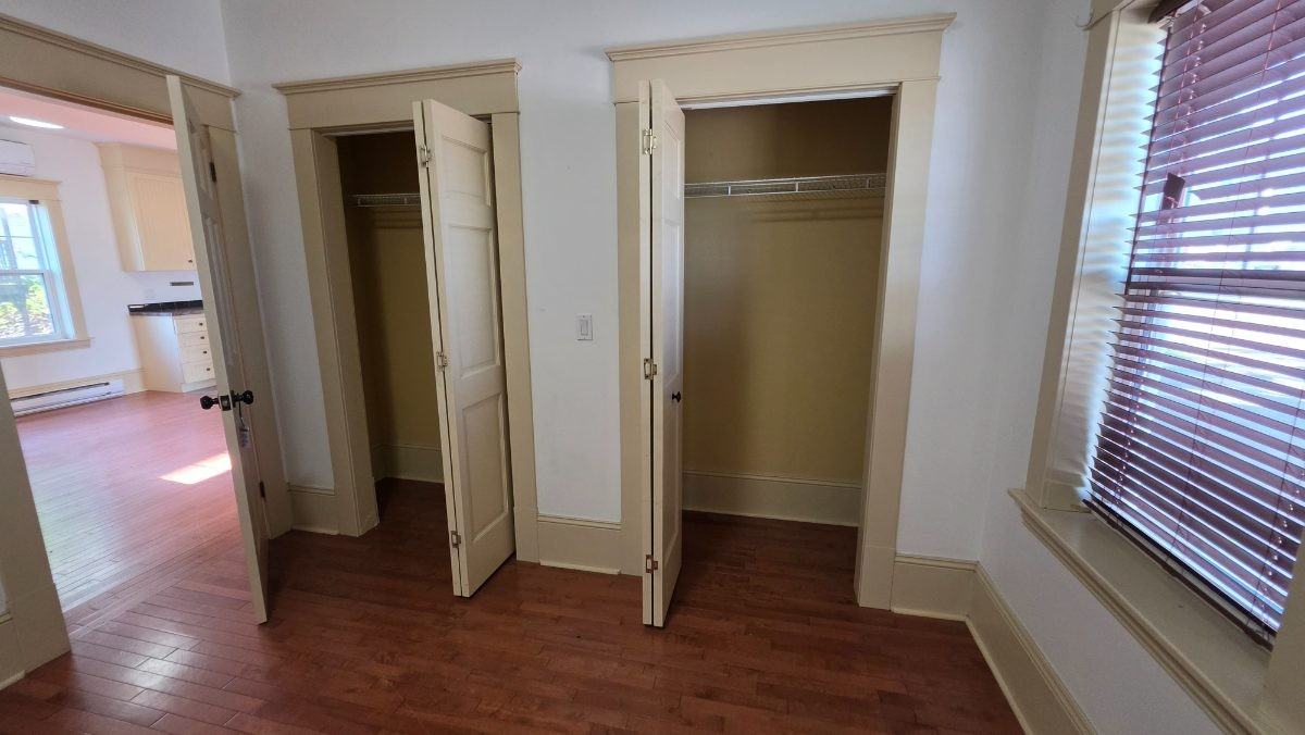 102 Howard Ave #B - Photo 7 of 9