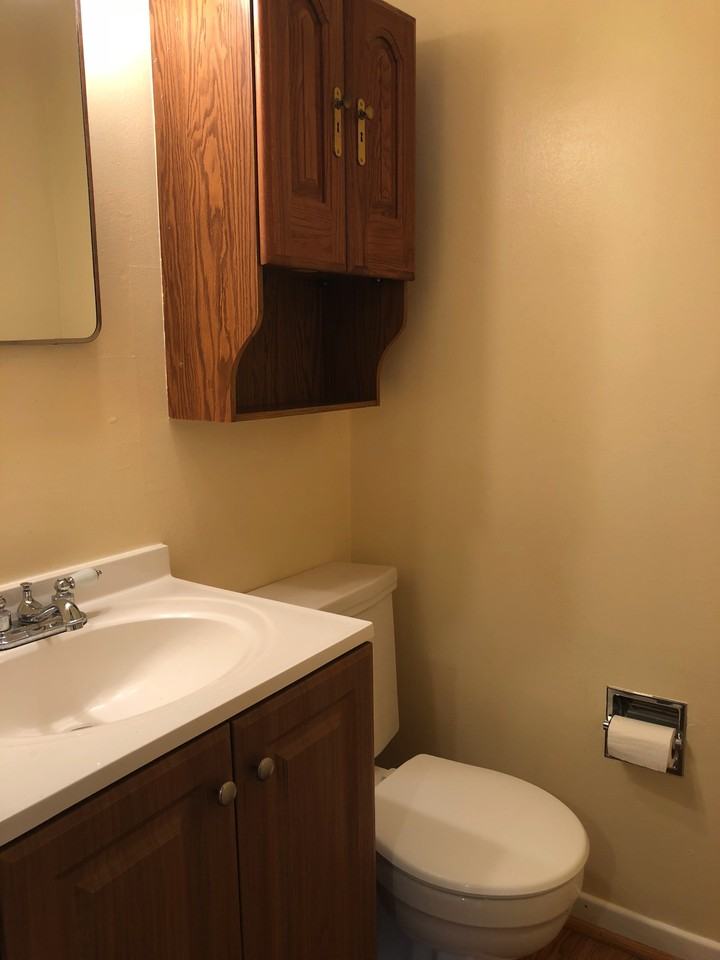 1387 Vance St #1 - Photo 6 of 17