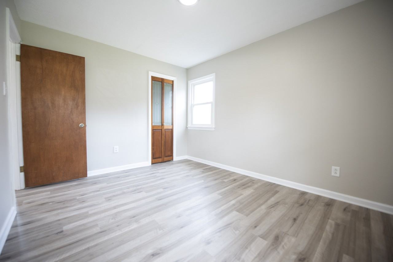9328 W Ridgewood Dr #1 - Photo 6 of 27