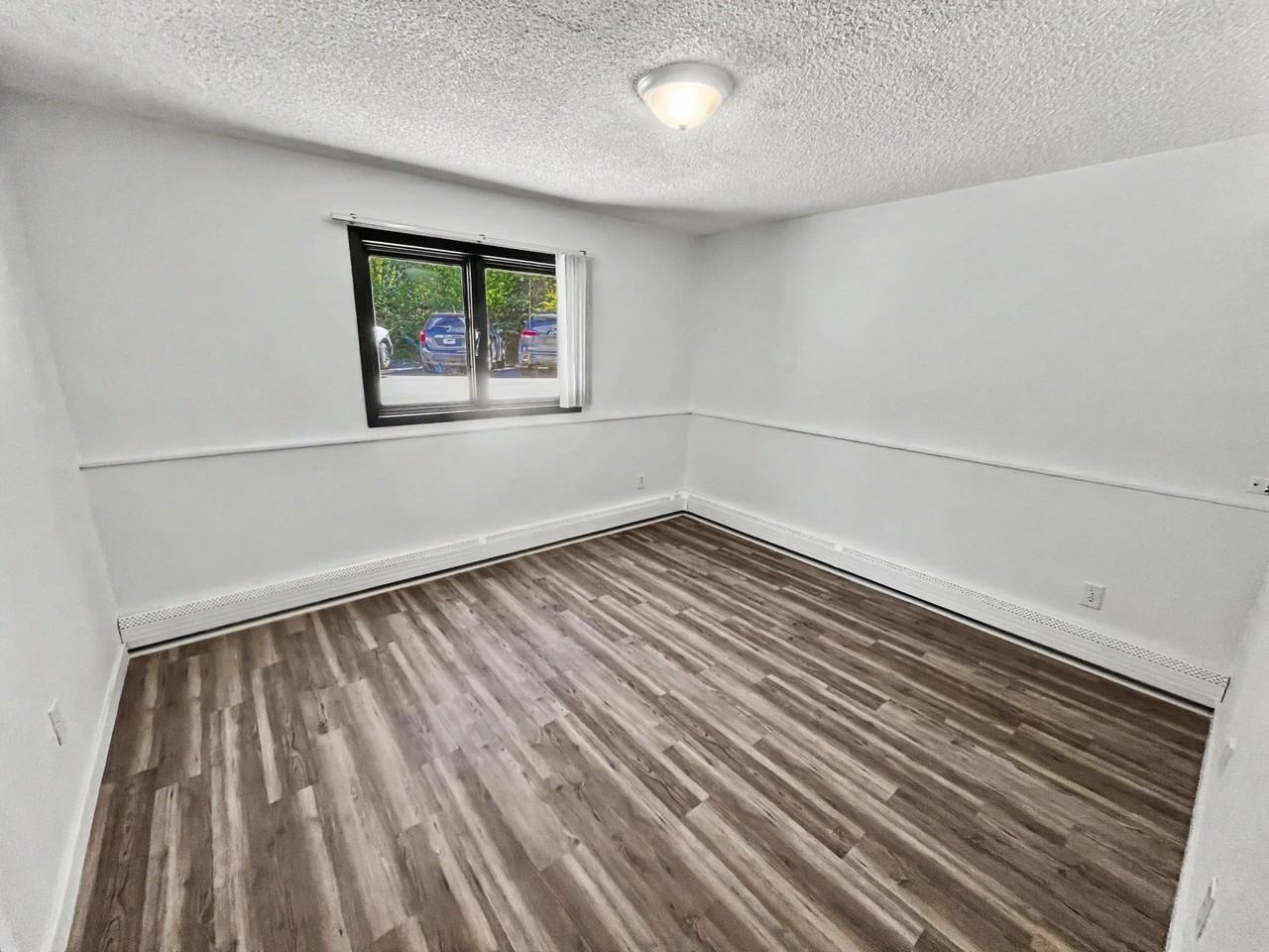 8612 Boundary Ave Apt L6 #L6 - Photo 5 of 7