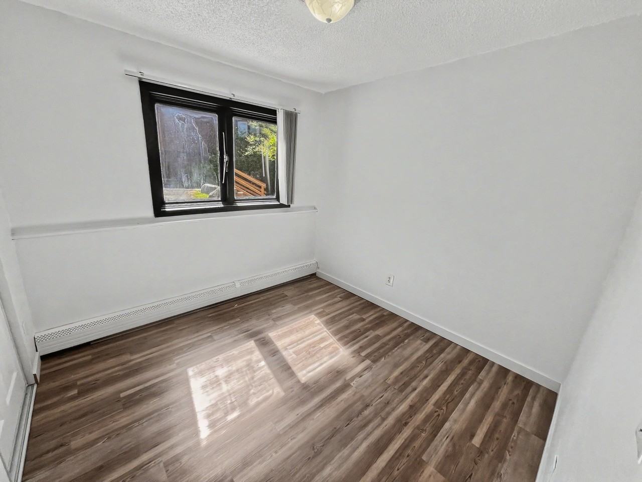 8612 Boundary Ave Apt L6 #L6 - Photo 6 of 7