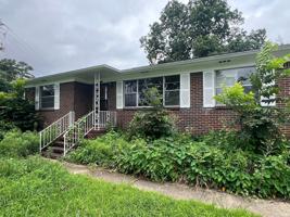 featured image of 512 Sunhill Rd Nw #1