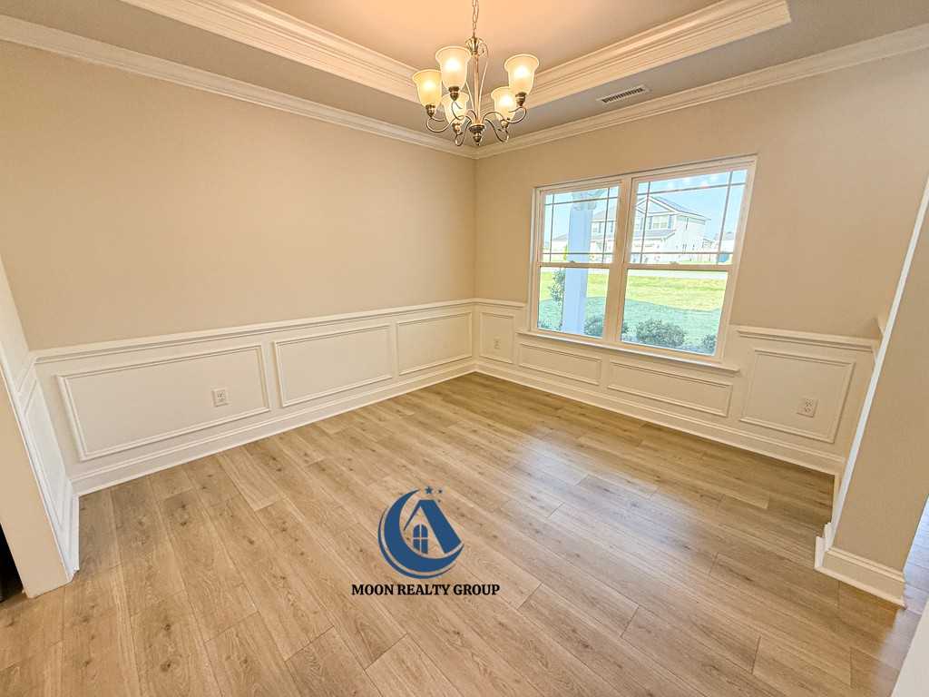 109 Sheffield St #1 - Photo 4 of 27