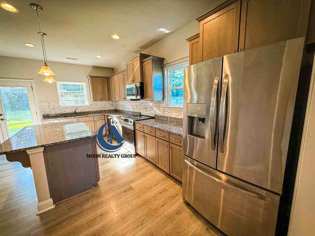 109 Sheffield St #1 - Photo 7 of 27
