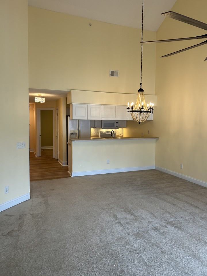 627 Woodmoor Drive 302 - 1 #1 - Photo 3 of 30