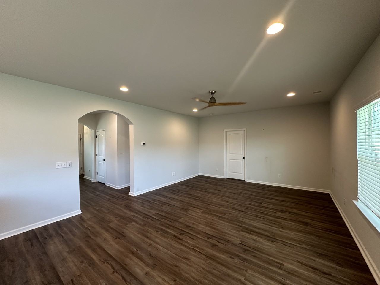 74 Gracyn Ln Ne - Photo 3 of 6