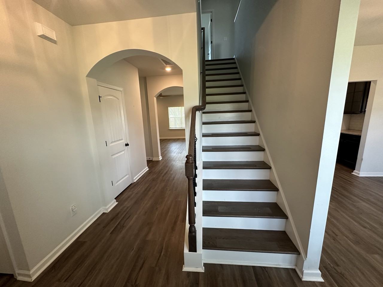 74 Gracyn Ln Ne - Photo 4 of 6
