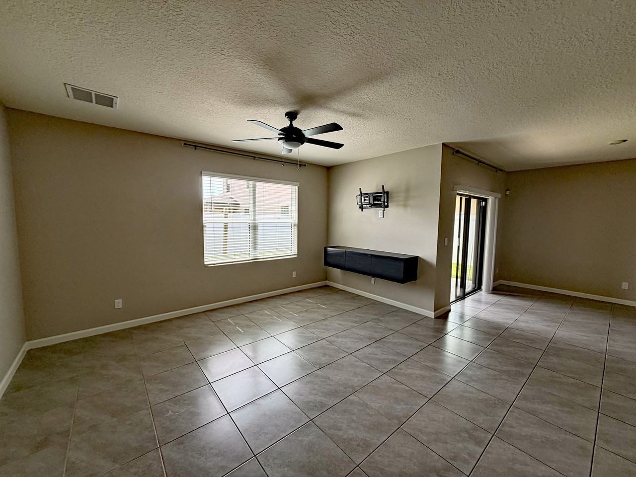 5306 Entertainment Way #1 - Photo 4 of 18