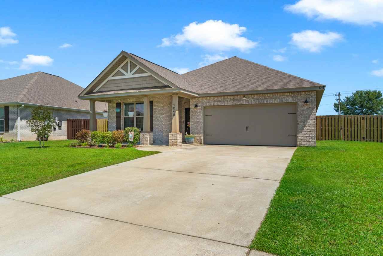 1048 Pheasant Cir #1 - Photo 2 of 33