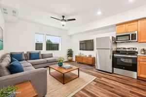 featured image of 4902 Ne 94th Ave