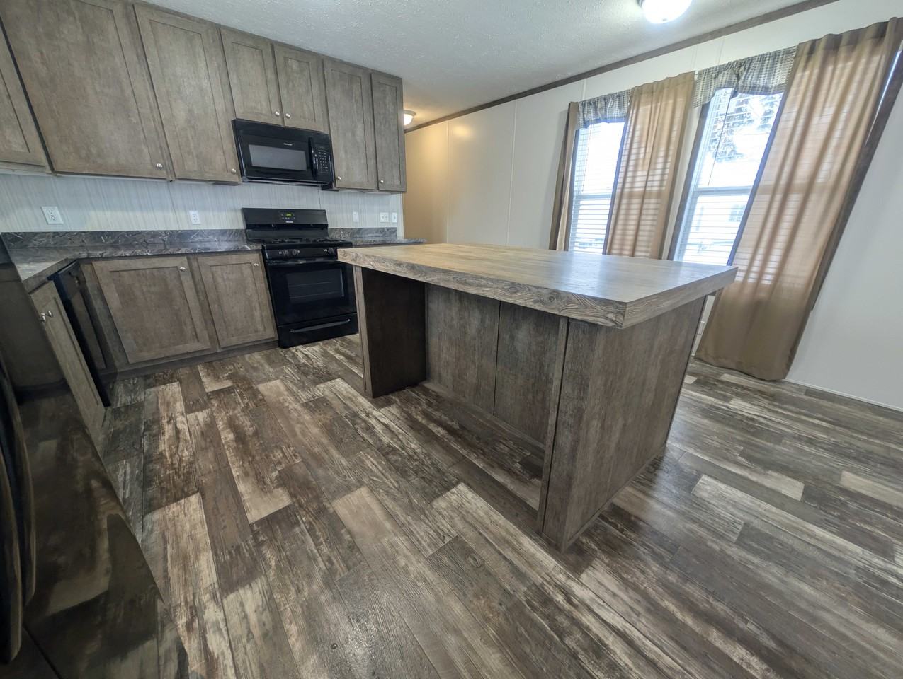 16152 Notre Dame St #199 - Photo 4 of 25