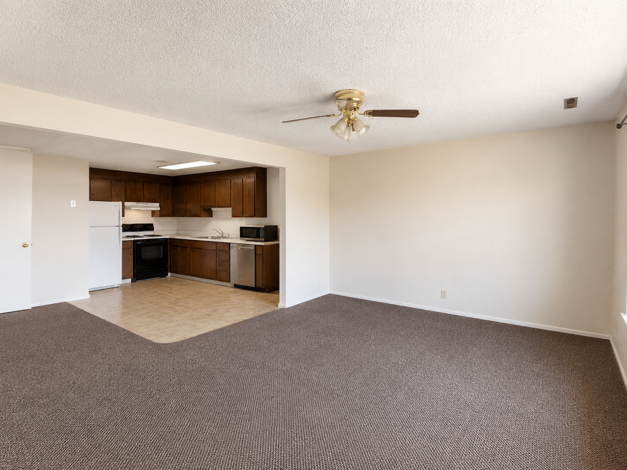 745 E 1350 S #7 - Photo 4 of 5