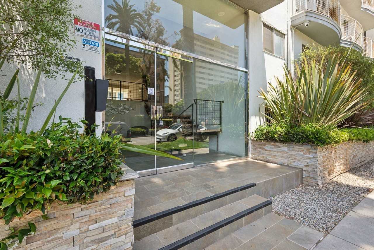 123 California Ave - Photo 6 of 41