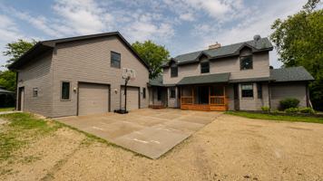 featured image of 9533 Lansing Ave N