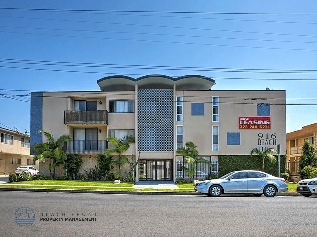 916-924 Beach Ave. - Photo 5 of 12