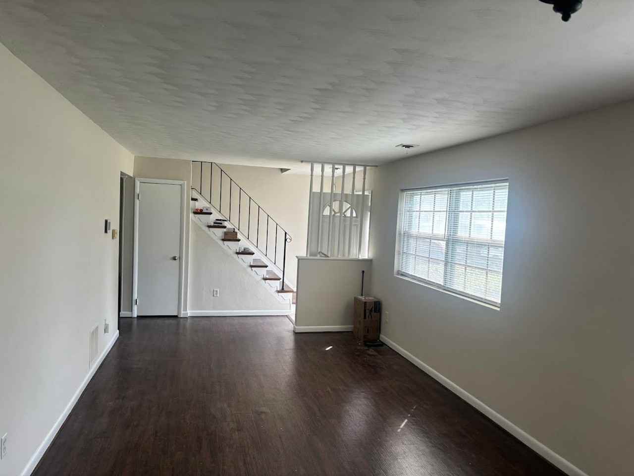 3318 Custer Ct - Photo 2 of 9