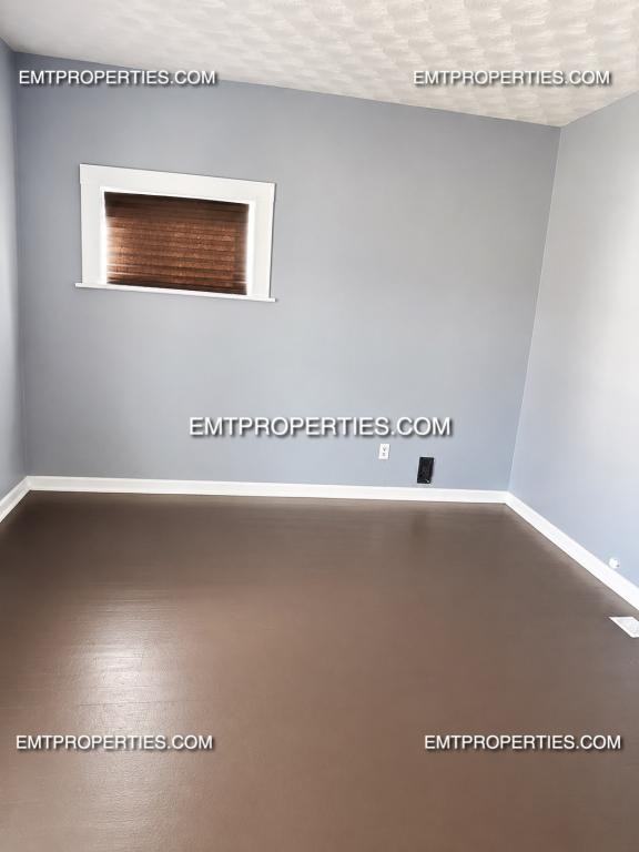 1220 W Erie Ave - Photo 7 of 8