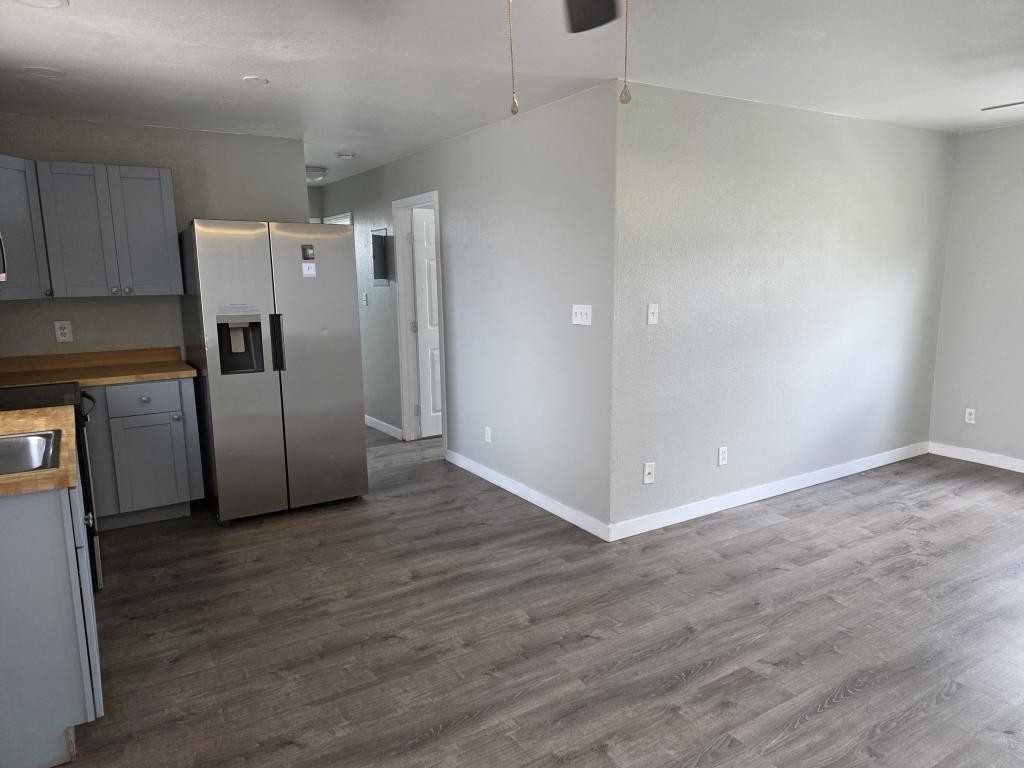 329 Olive Ave - Photo 2 of 6