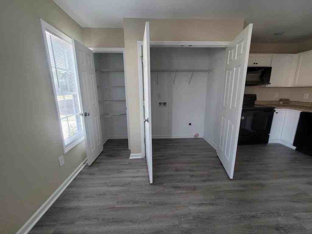 3940B Sedona Dr - Photo 6 of 12
