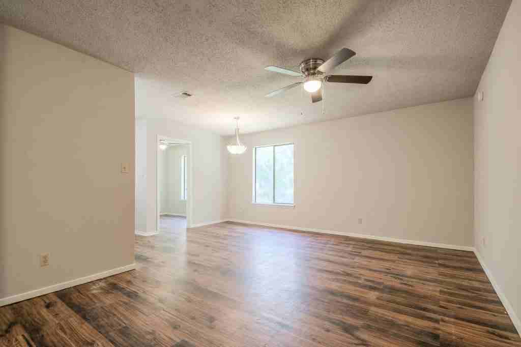 246 W Mcfarland St Apt D - Photo 3 of 13
