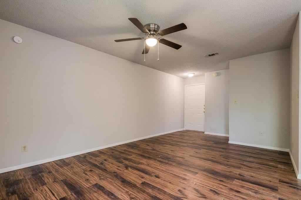 246 W Mcfarland St Apt D - Photo 4 of 13