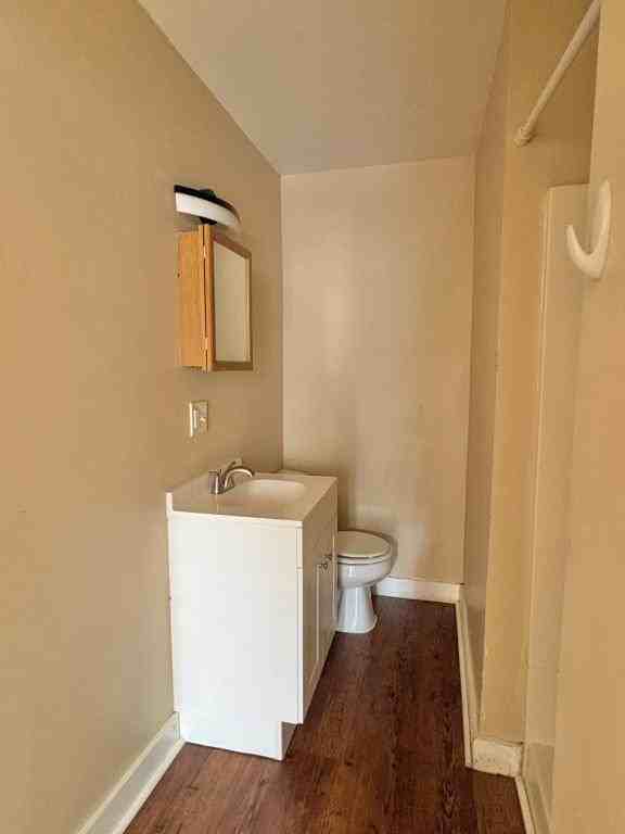 237 High St Apt 10 - Photo 4 of 13