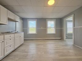 featured image of 104 Knox St Apt 5 #Apt 5