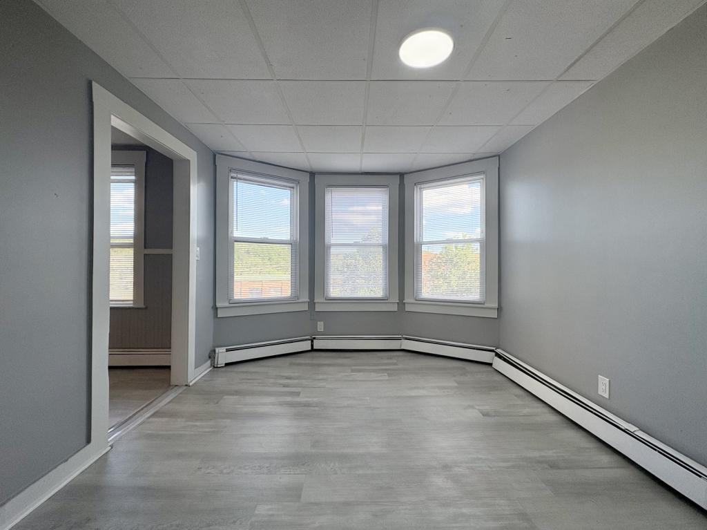 104 Knox St Apt 5 - Photo 3 of 16