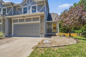 featured image of 11804 Oakmont St