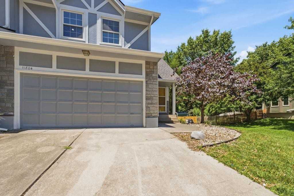 11804 Oakmont St - Photo 3 of 36