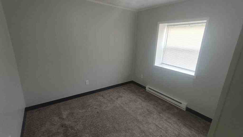418 W Webster St Apt 14 #14 - Photo 2 of 8