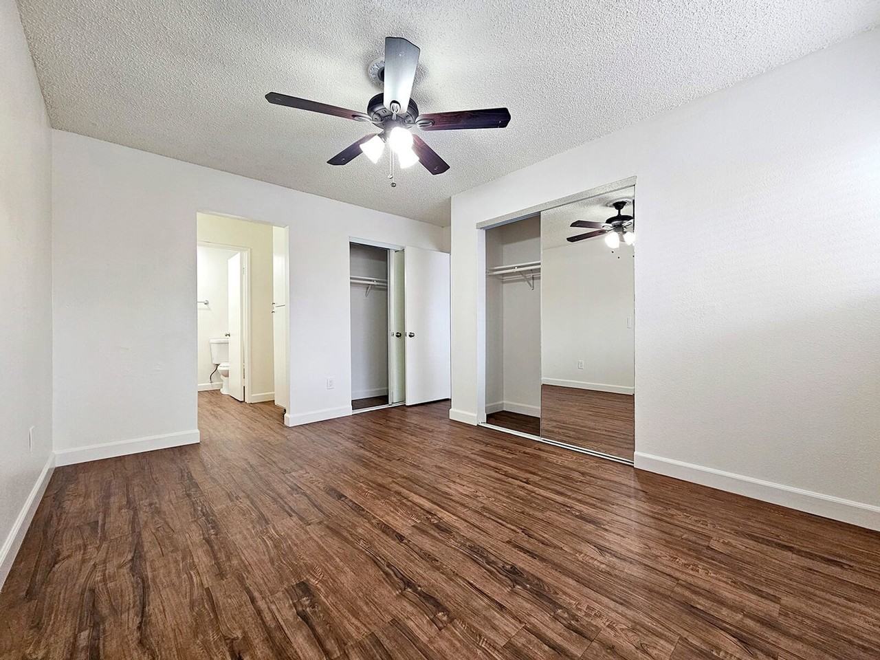 Vista Bella Apartment Homes - Photo 4 of 8
