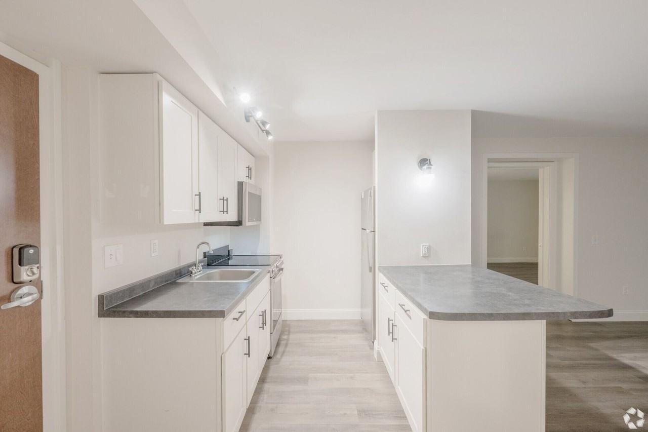144 Larkin Way - Photo 6 of 17